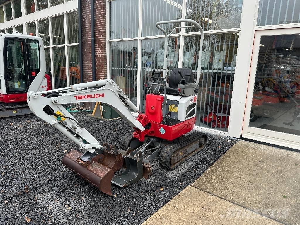 Takeuchi TB 210 R حفارات صغيرة أقل من 7 طن (حفارات صغيرة)