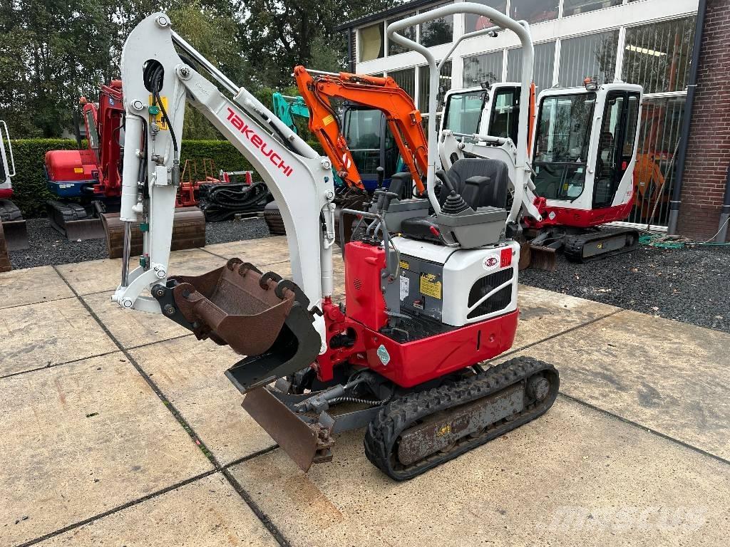 Takeuchi TB 210 R حفارات صغيرة أقل من 7 طن (حفارات صغيرة)