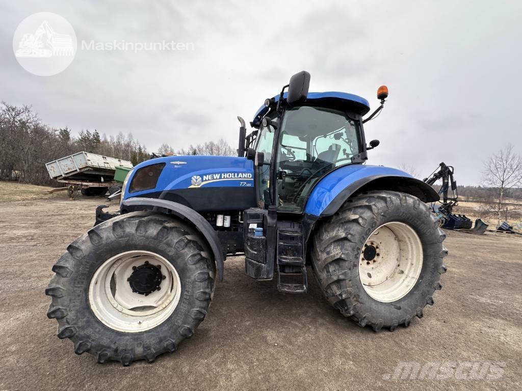 New Holland T 7.185 الجرارات