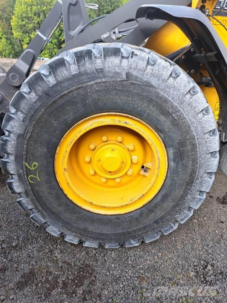 Volvo L60H لوادر بعجل