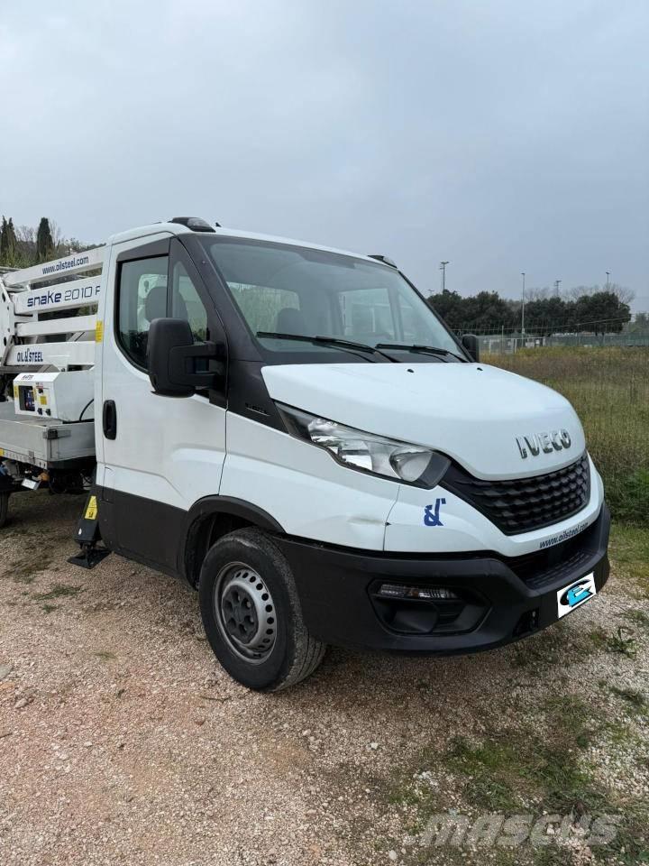 Oil & Steel 20.10 Plus المنصات الهوائية المثبتة على شاحنة