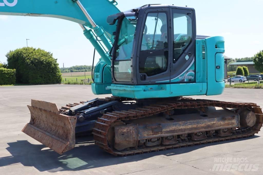 Kobelco SK 230 SR LC حفارات زحافة