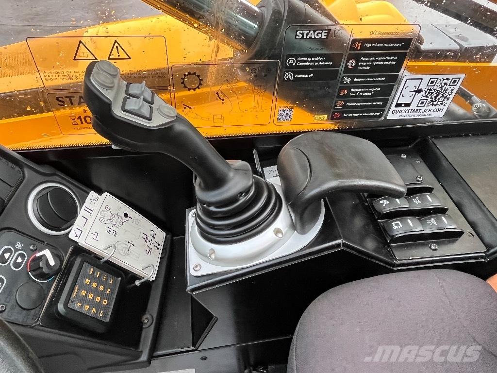 JCB 540-170 مناولات متداخلة