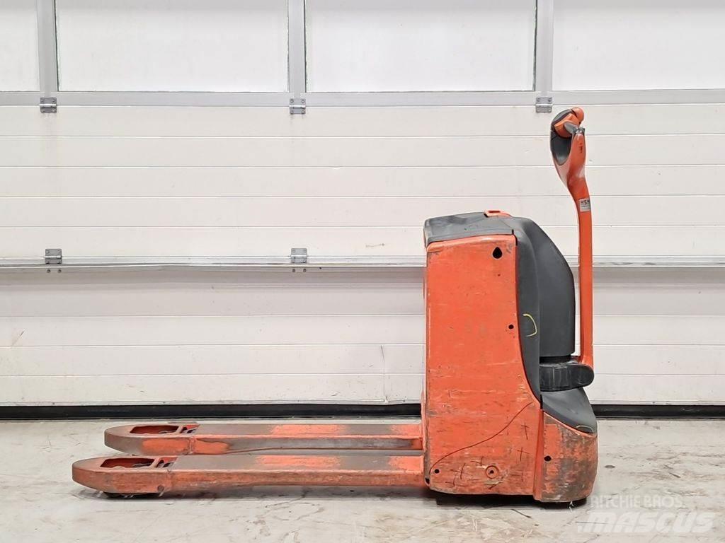 Linde T16 معدات الرفع منخفض المستوى