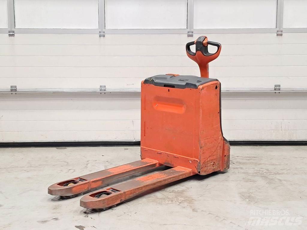 Linde T16 معدات الرفع منخفض المستوى