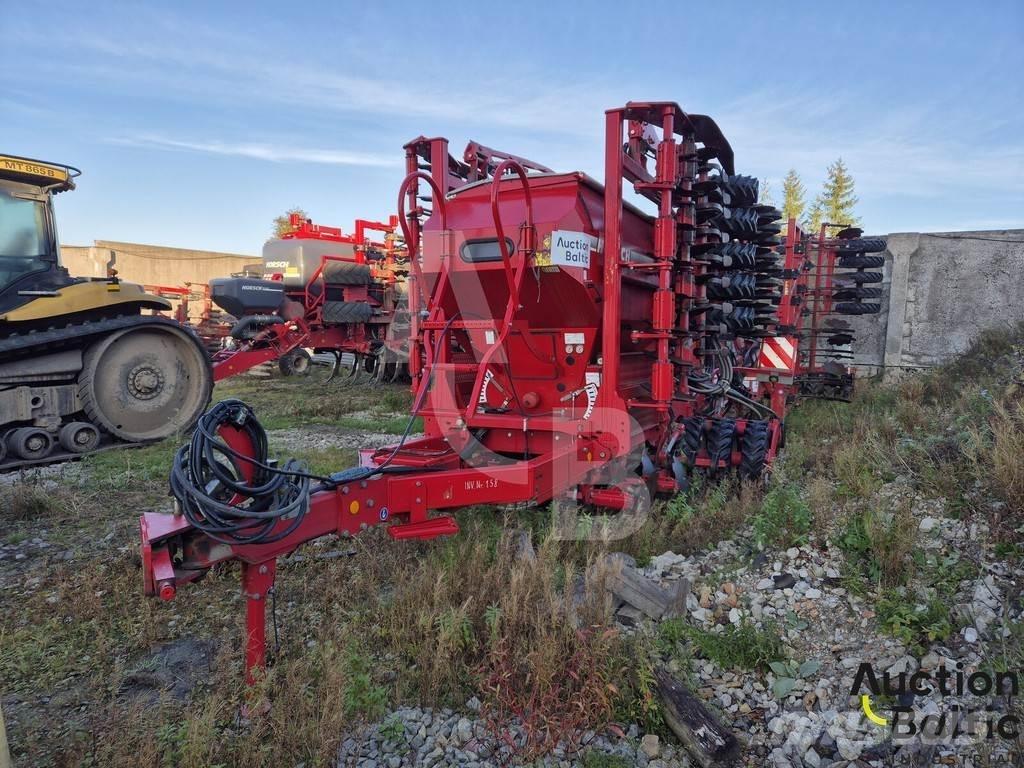 Horsch Pronto 6 DC مثاقيب مدمجة