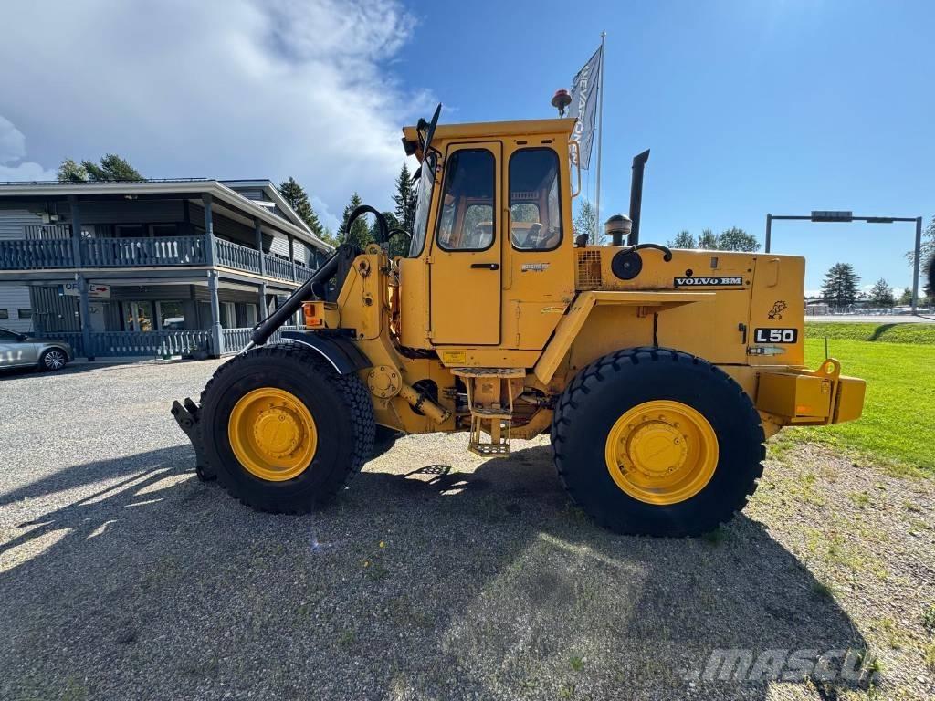 Volvo BM L 50 لوادر بعجل