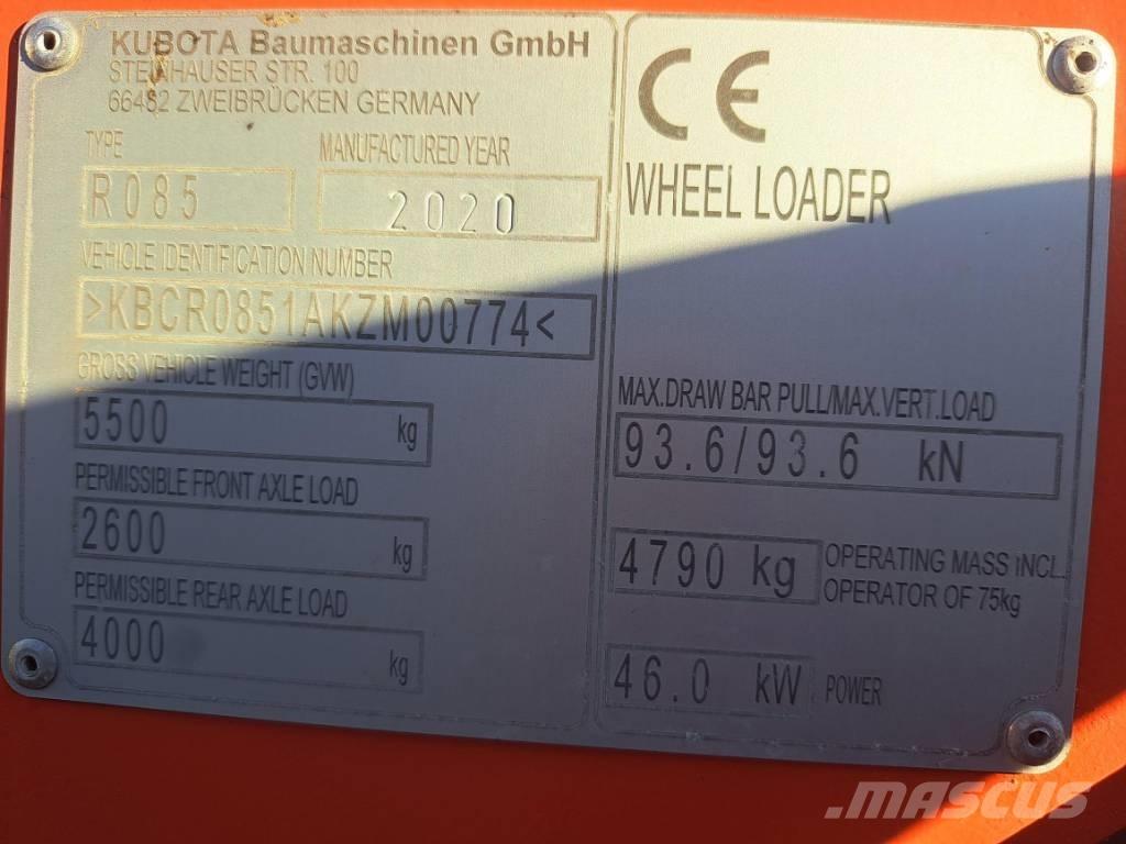 Kubota R 085 لوادر بعجل