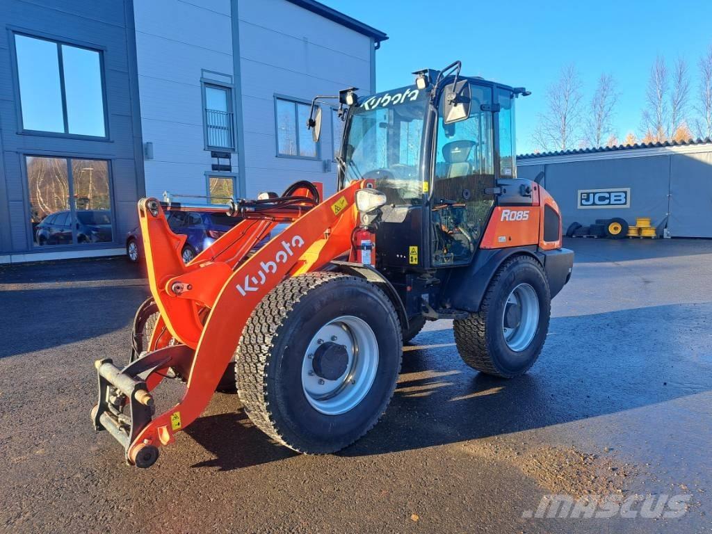 Kubota R 085 لوادر بعجل