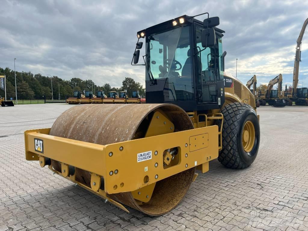 CAT CS 54 B مداحل أحادية الأسطوانة