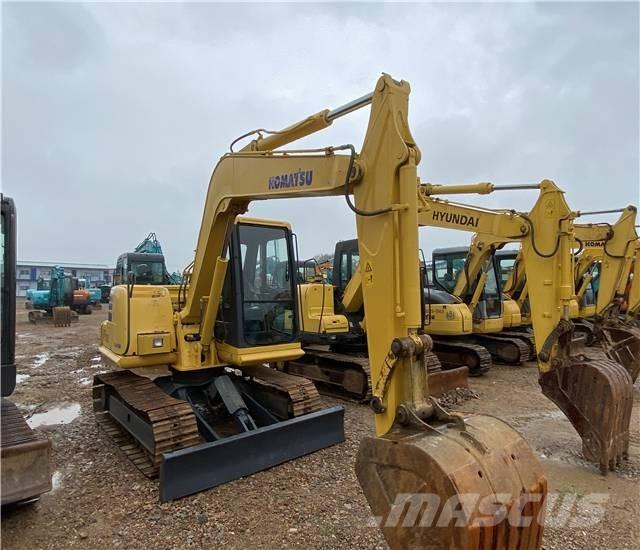 Komatsu PC 60 حفارات زحافة
