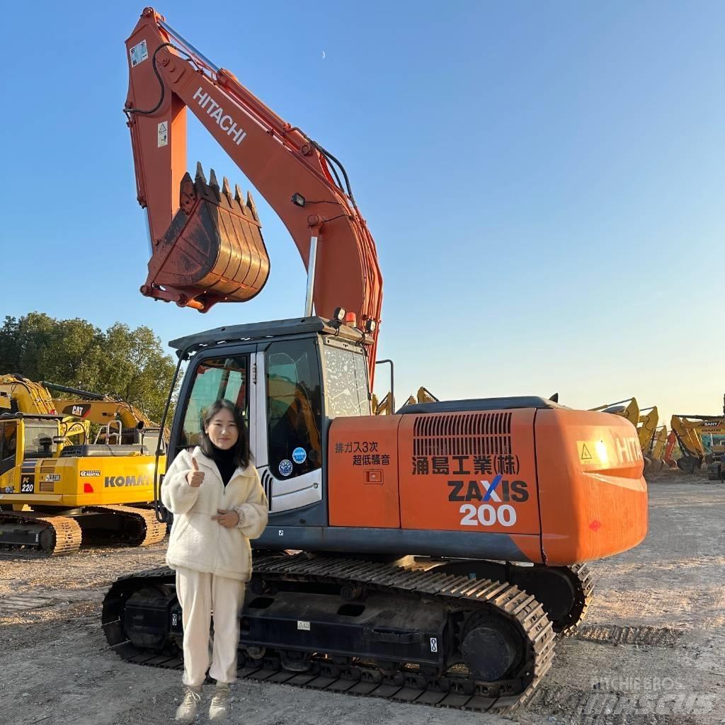 Hitachi ZX 200-3 حفارات زحافة