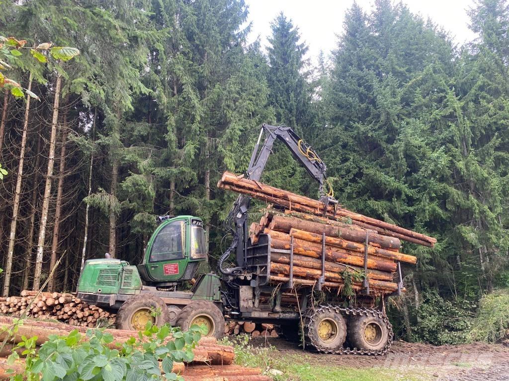 John Deere 1110 E شاحنات