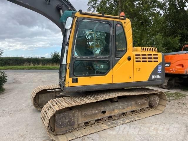 Volvo EC 140 B حفارات زحافة