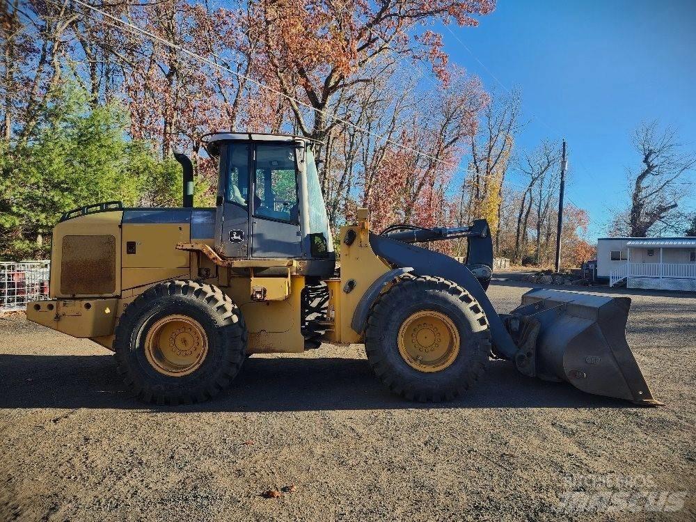 John Deere 624 J لوادر بعجل
