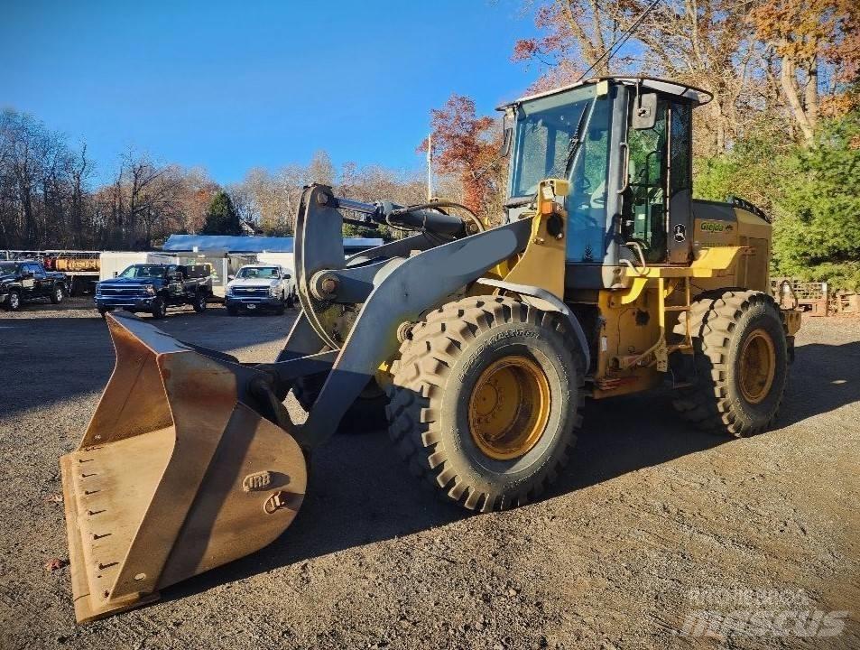John Deere 624 J لوادر بعجل