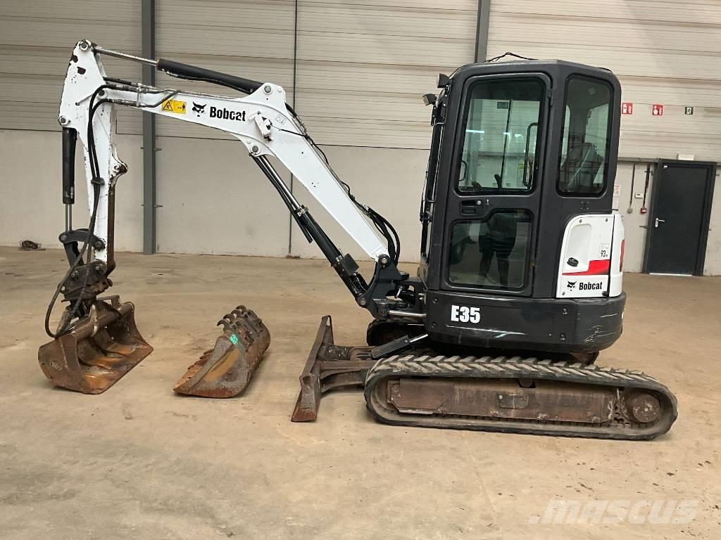 Bobcat E 35 حفارات صغيرة أقل من 7 طن (حفارات صغيرة)