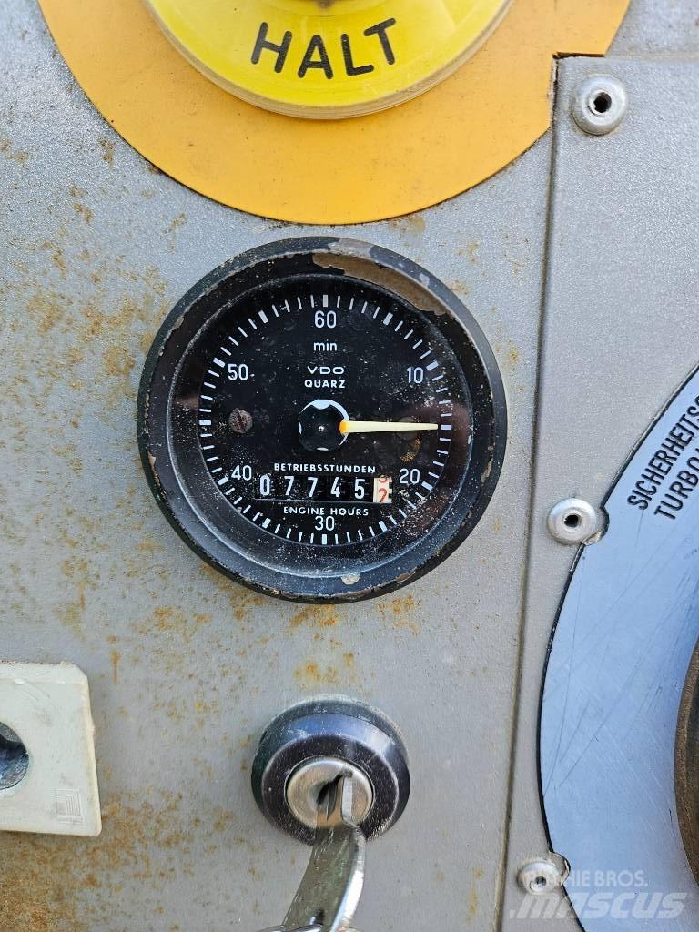 JENZ AZ 50-150 ماكينات تقطيع أخشاب الحراجة