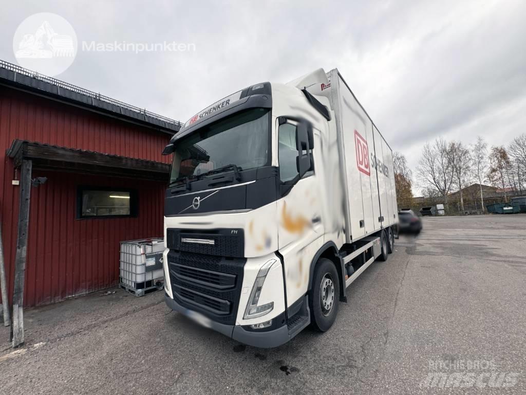 Volvo FH 500 شاحنات ذات هيكل صندوقي