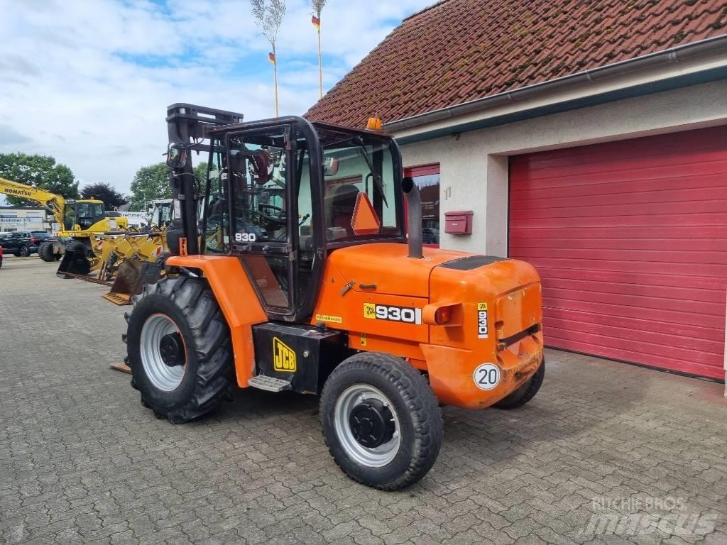 JCB 930-4 شاحنات الطرق الوعرة