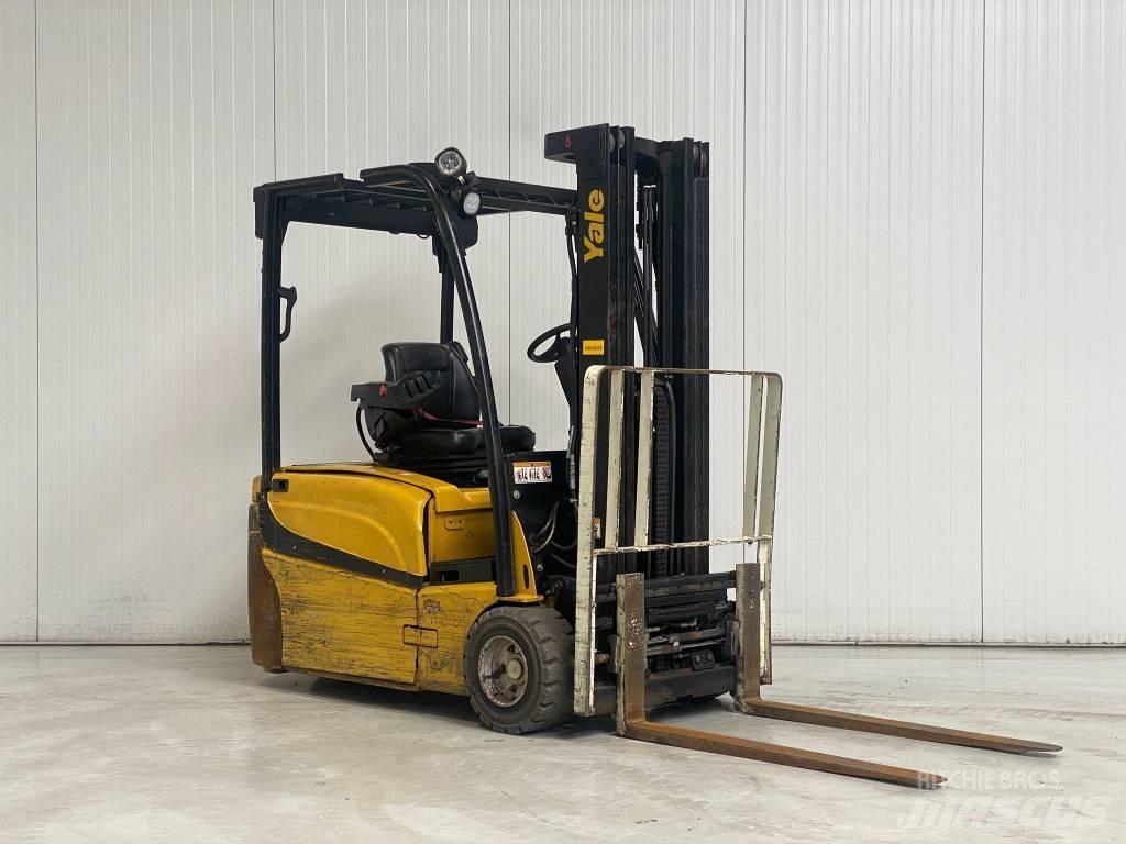 Yale ERP20VT LWB شاحنات ذات رافعات شوكية تعمل بالكهرباء