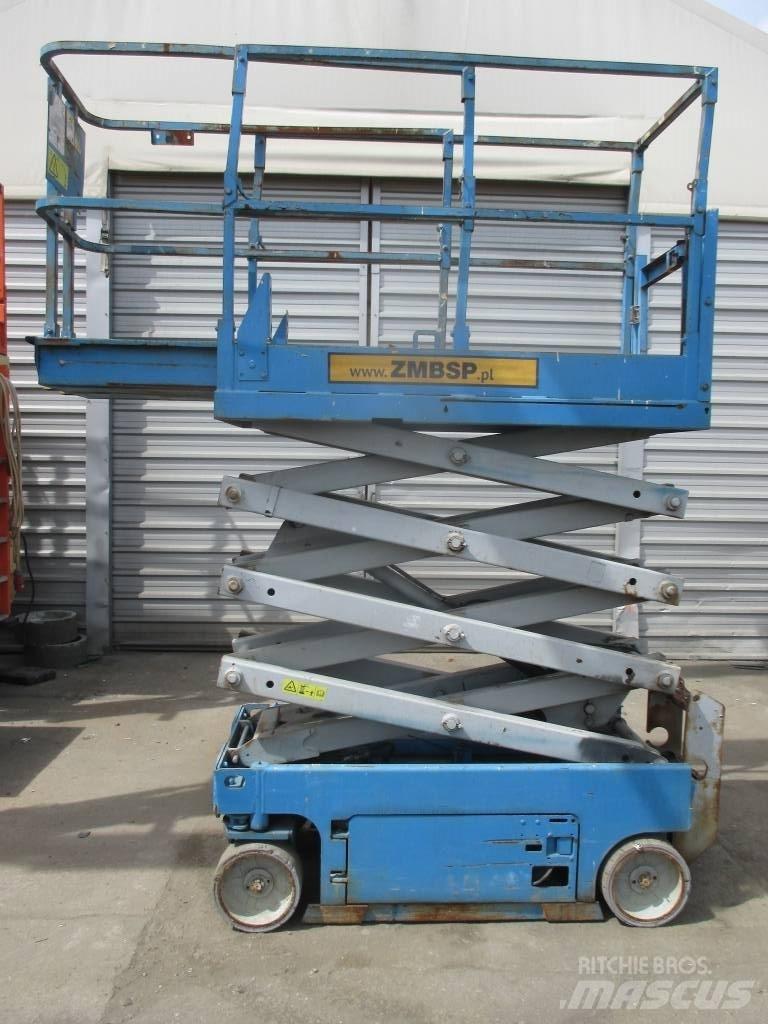 Genie GS 1932 رافعات مقصية الشكل