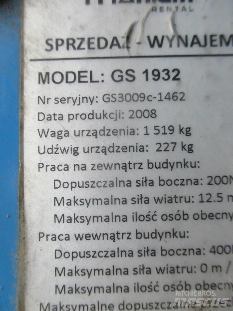 Genie GS 1932 رافعات مقصية الشكل