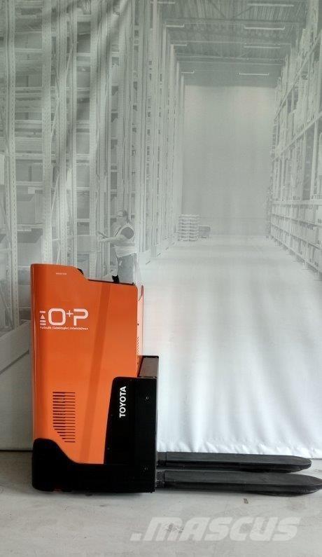 Toyota LSI200 معدات التكديس الجوالة