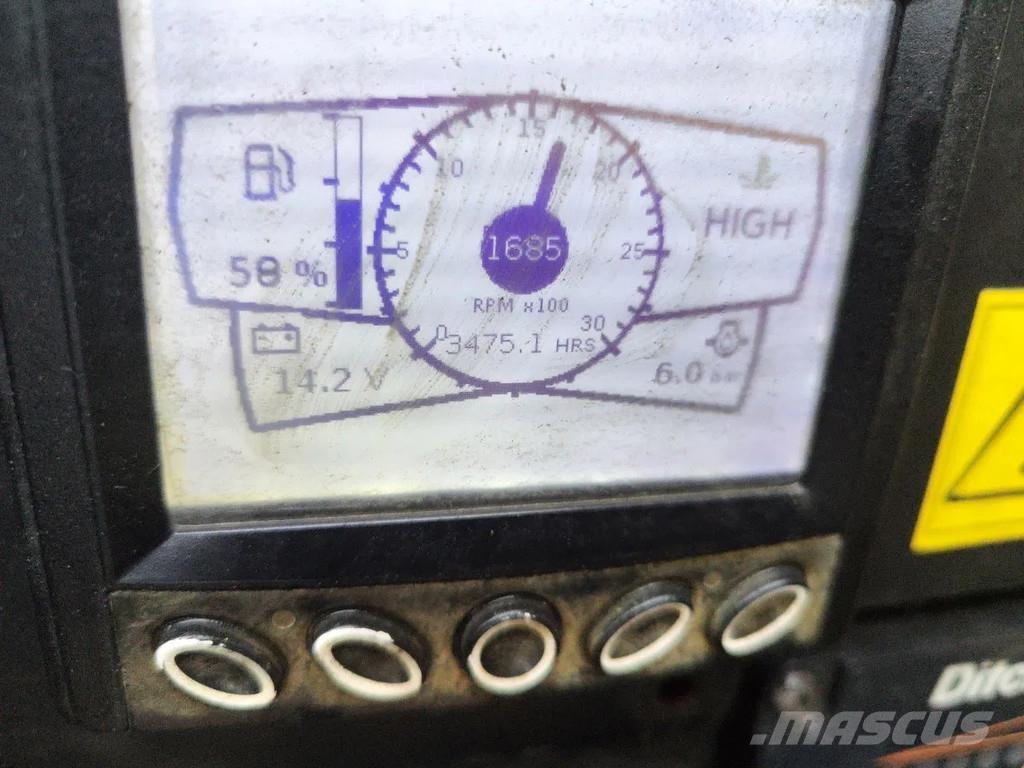 Ditch Witch JT9 معدات الثقب السطحي