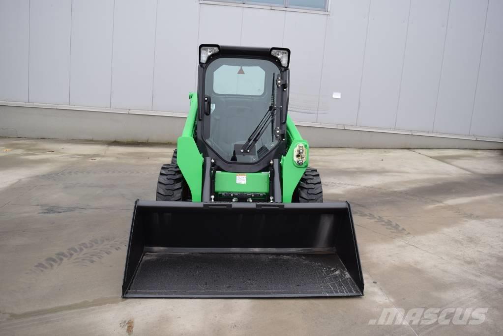 Bobcat S 550 لوادر انزلاقية التوجيه