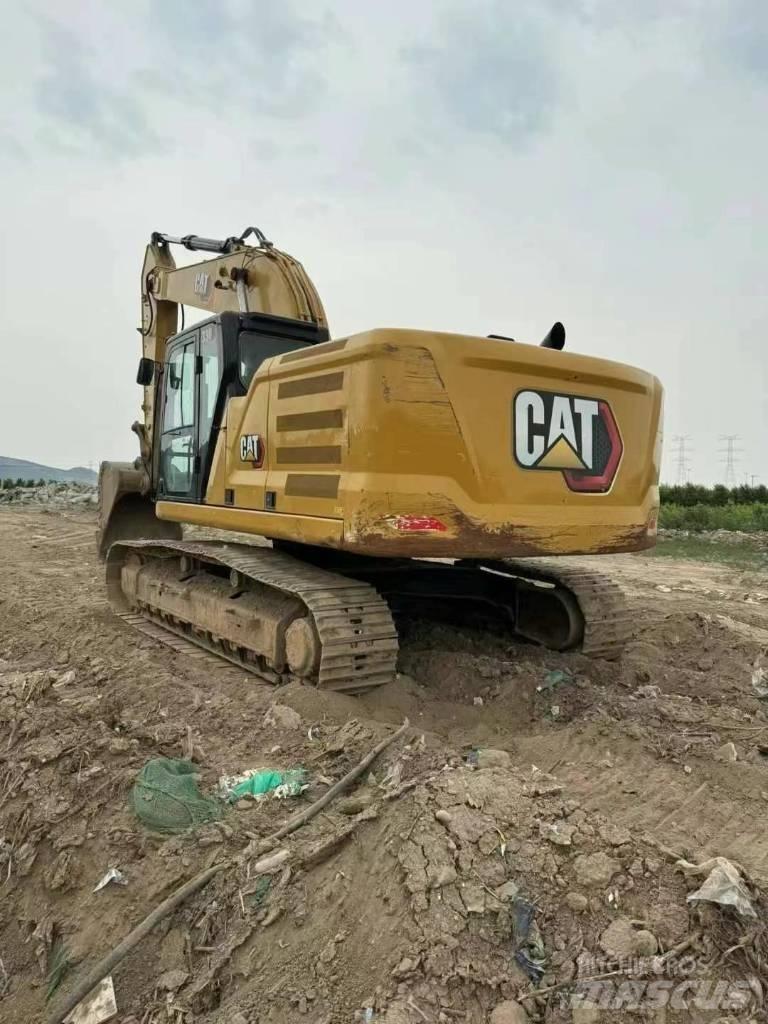 CAT 330 حفارات زحافة