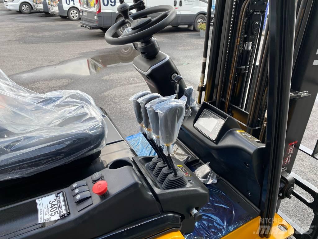 Hyundai 20BT-9U شاحنات ذات رافعات شوكية تعمل بالكهرباء