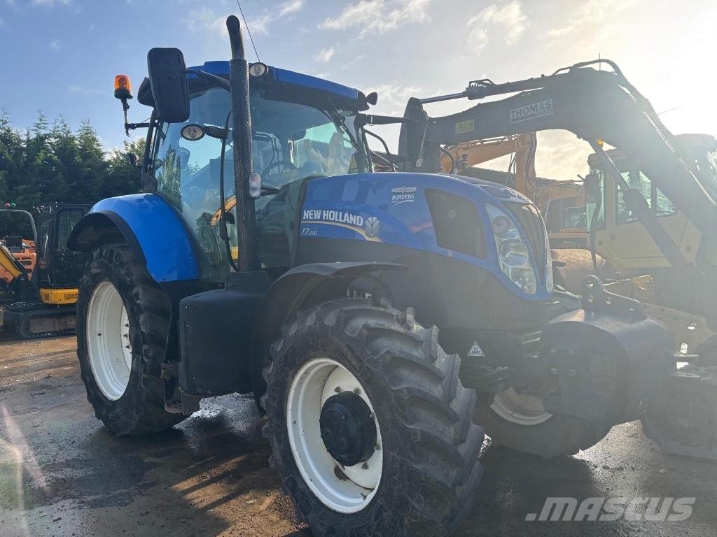 New Holland T 7.200 الجرارات