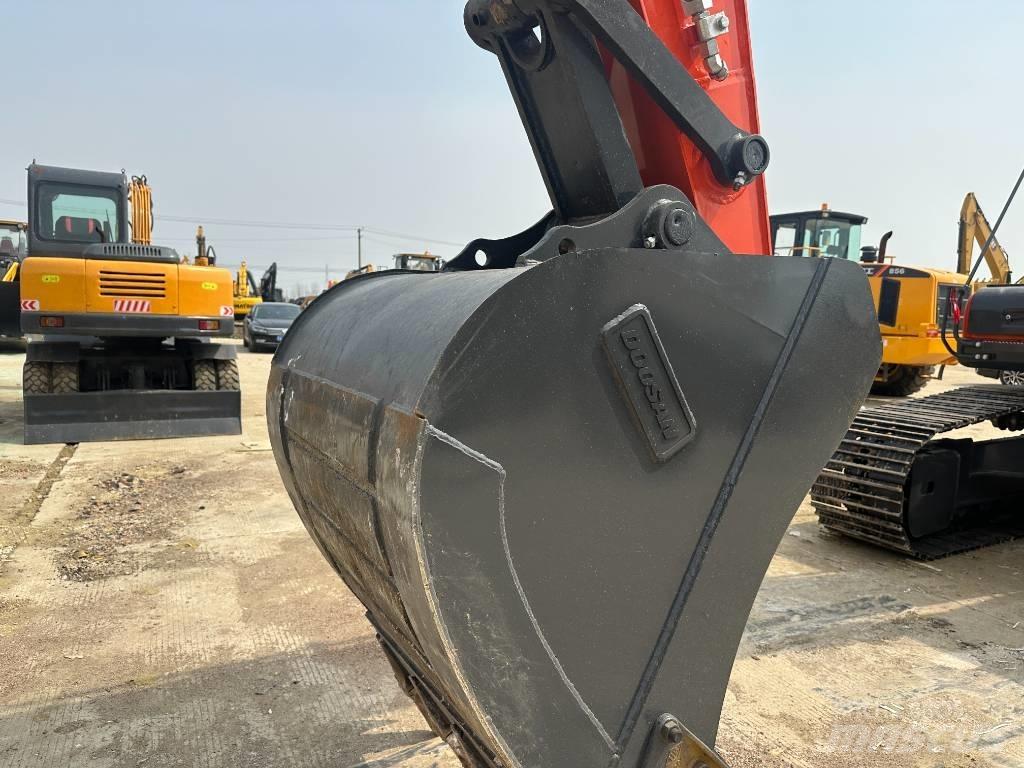 Doosan DX 225LC-9C حفارات زحافة