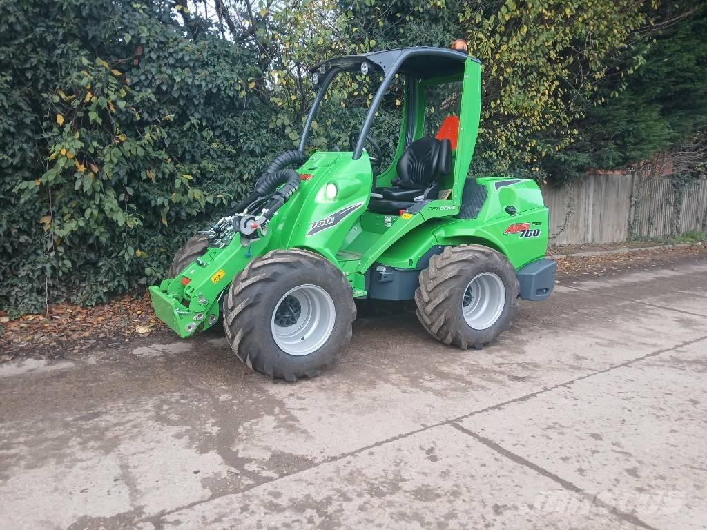 Avant 760i لوادر متعددة الأغراض