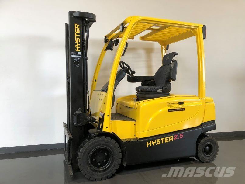 Hyster J2.5XN 861 شاحنات ذات رافعات شوكية تعمل بالكهرباء