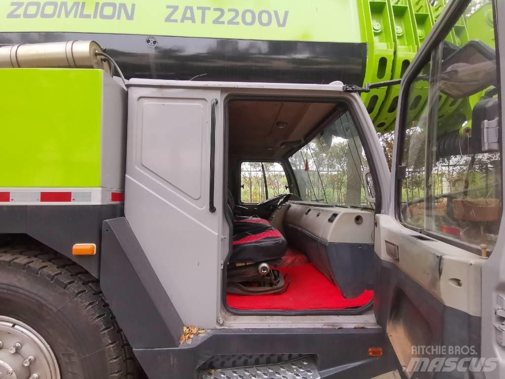 Zoomlion zat2200V863 رافعات صالحة لكل أنواع الطرق