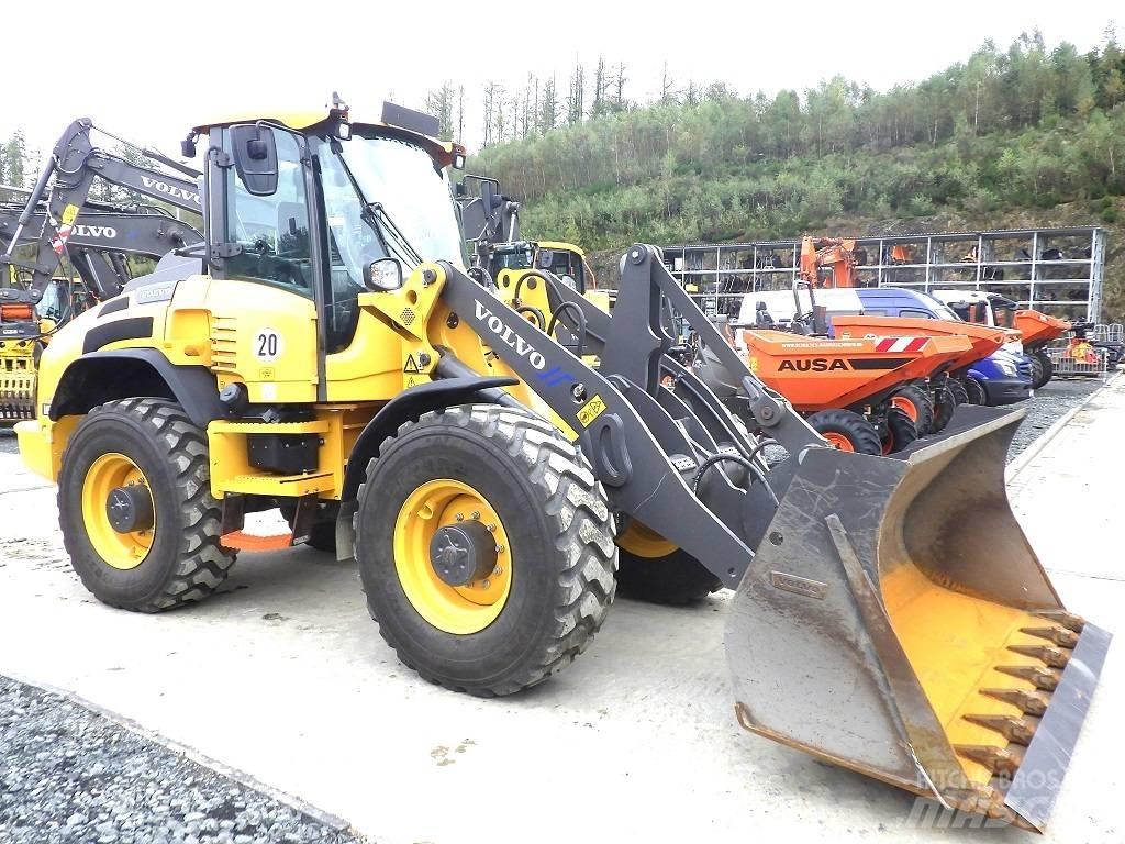 Volvo L 45 H لوادر بعجل