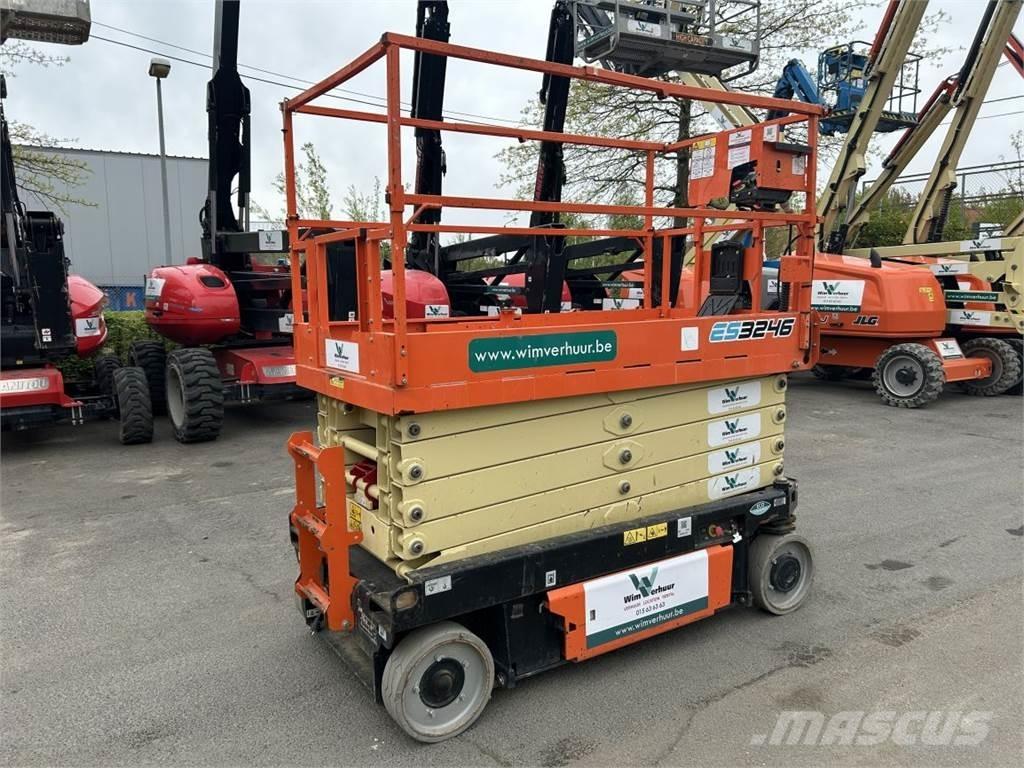 JLG 3246ES (6778) رافعات مقصية الشكل