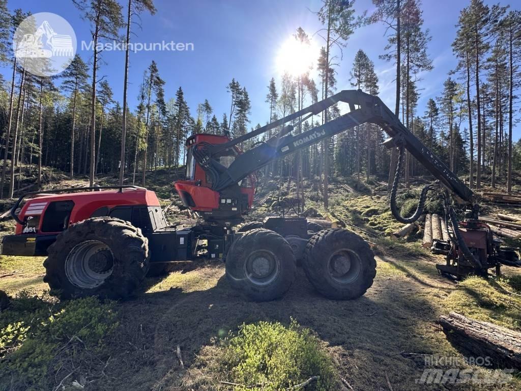 Komatsu 951 حصادات