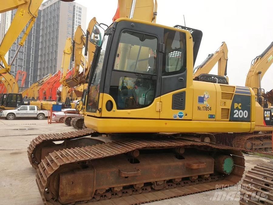 Komatsu pc200-8 حفارات زحافة