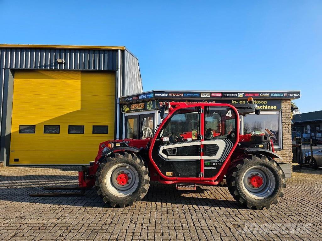 Merlo TF30.9G مناولات متداخلة