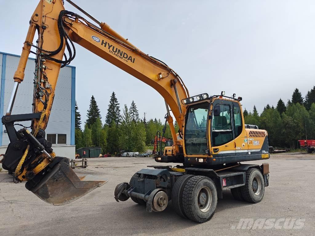 Hyundai R170-W9 حفارات بعجل