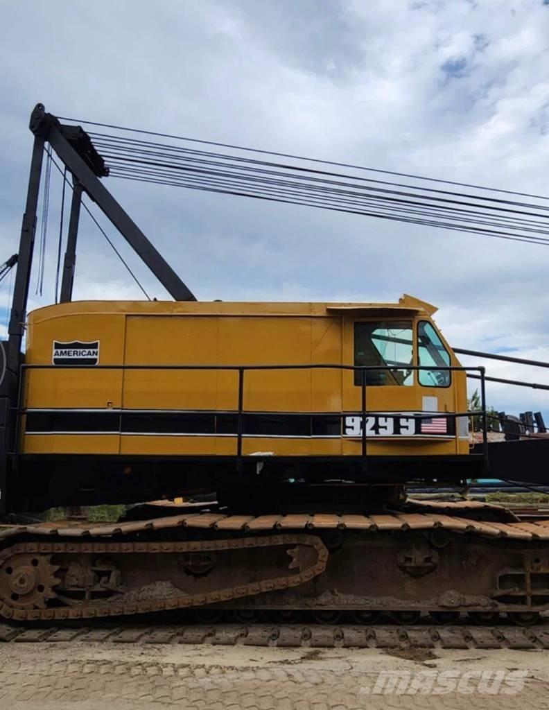 American 9299 رافعات مجنزرة