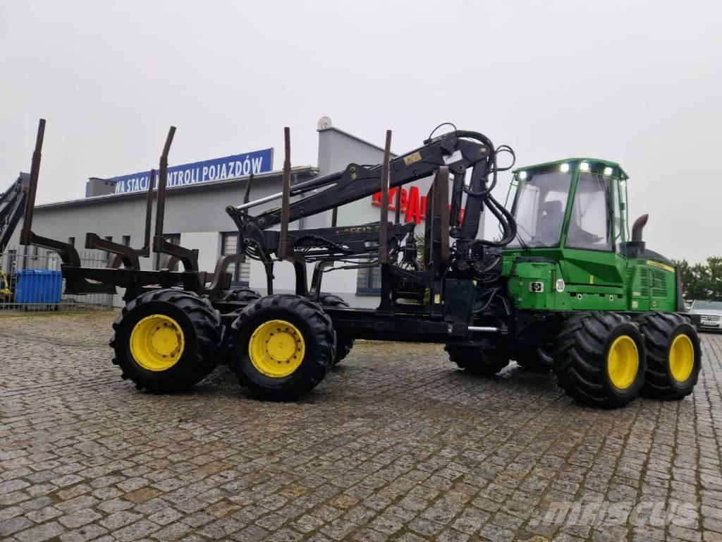 John Deere 1210 E شاحنات