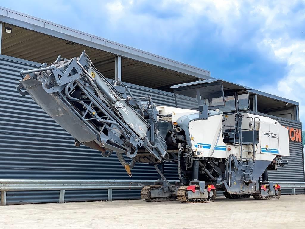 Wirtgen W 210 ماكينات الكشط البارد للأسفلت
