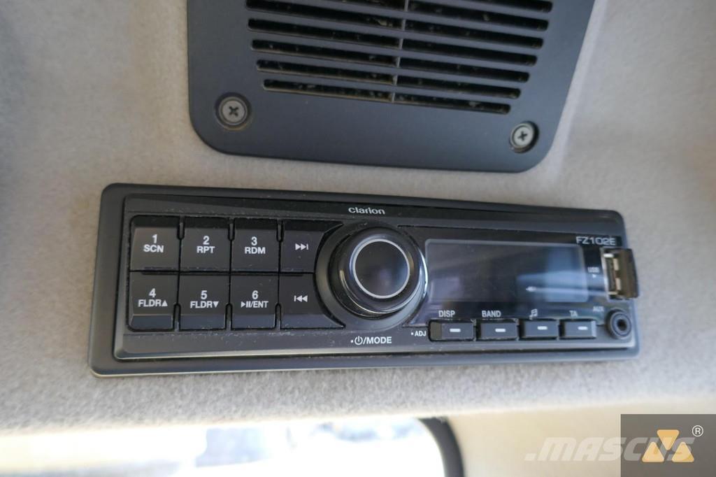 CAT 352F حفارات زحافة