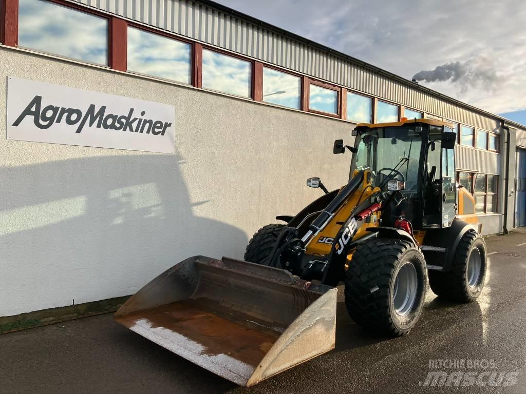 JCB 409 STAGE V - AGRI لوادر صغيرة