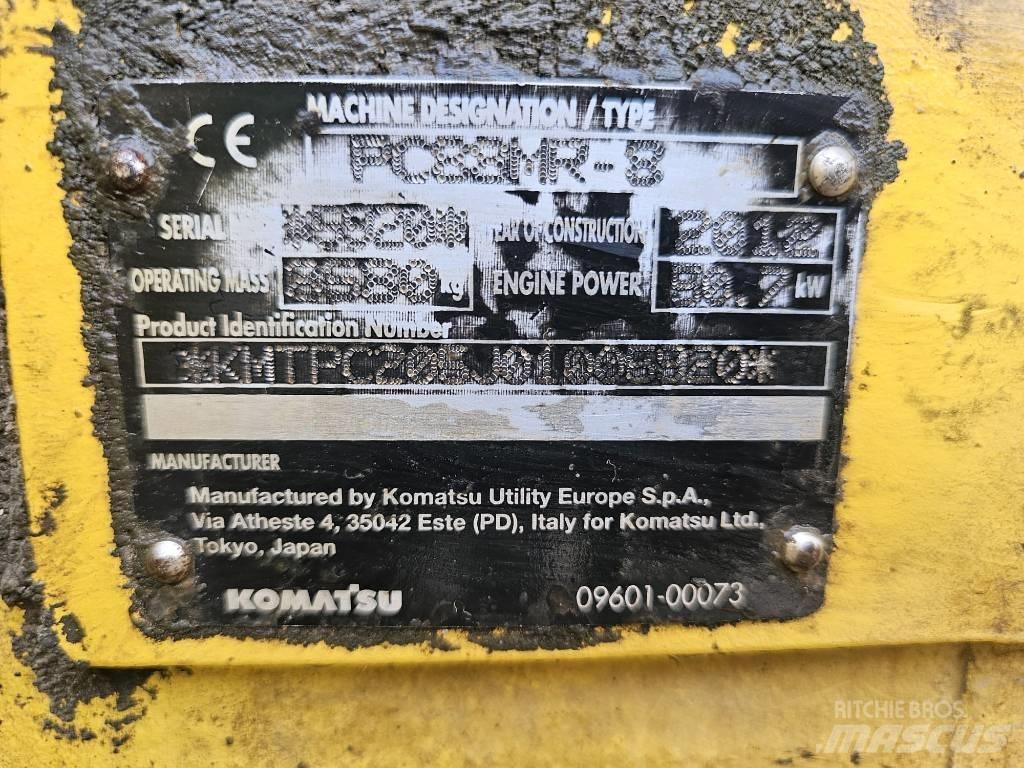 Komatsu PC 88 MR-8 حفارات وسط 7 طن - 12 طن