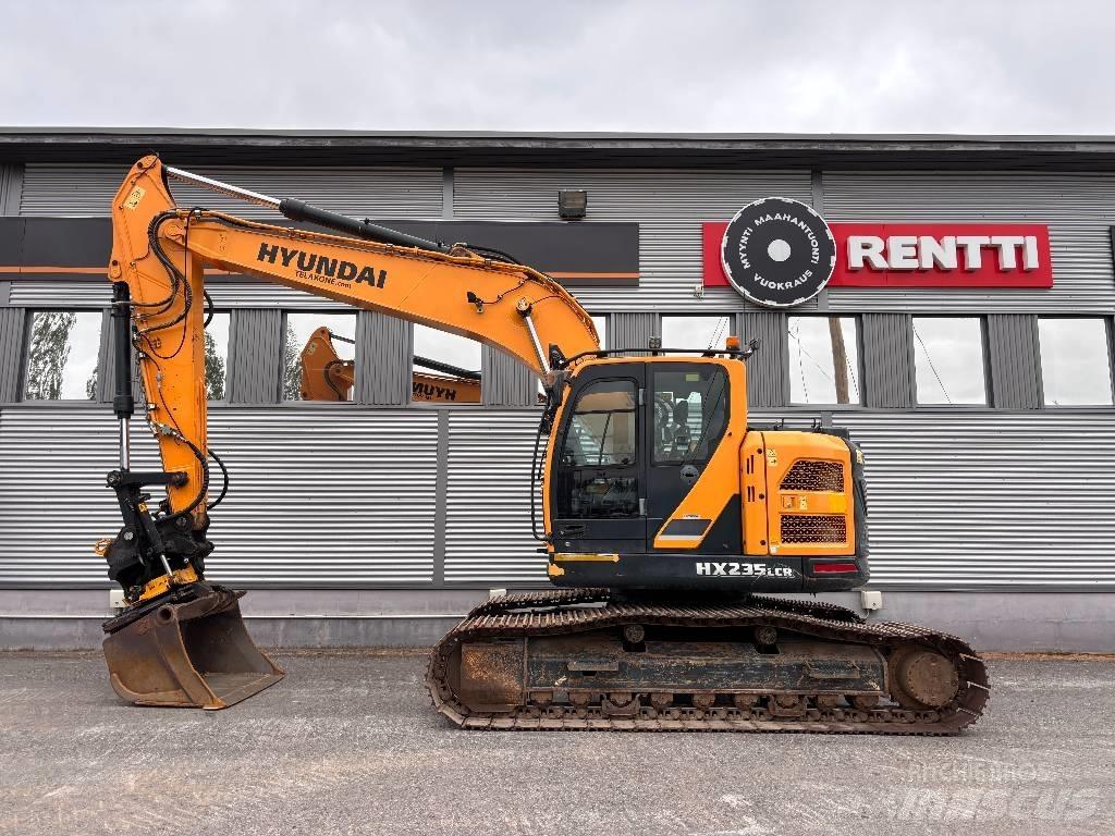 Hyundai HX 235 ALCR حفارات زحافة